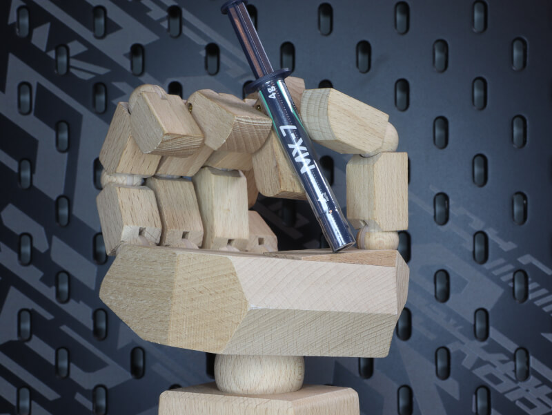 Cooling paste MX-7 MX 7 Arctic MX7 improved thermal performance.JPG